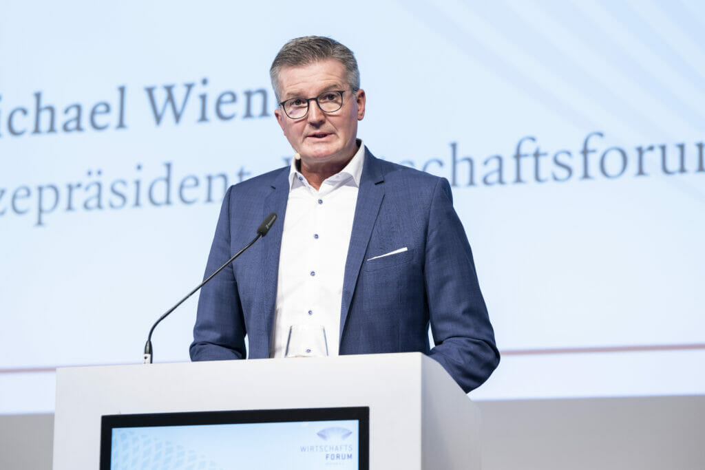 Vizepräsident Michael Wiener bei der Mitgliederversammlung 2022
