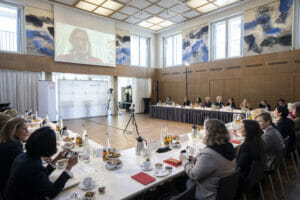 Konstituierende Sitzung der "Expert Group" von Women in Lead u.a. mit Saarlands Ministerpräsidentin Anke Rehlinger (digital zugeschaltet)