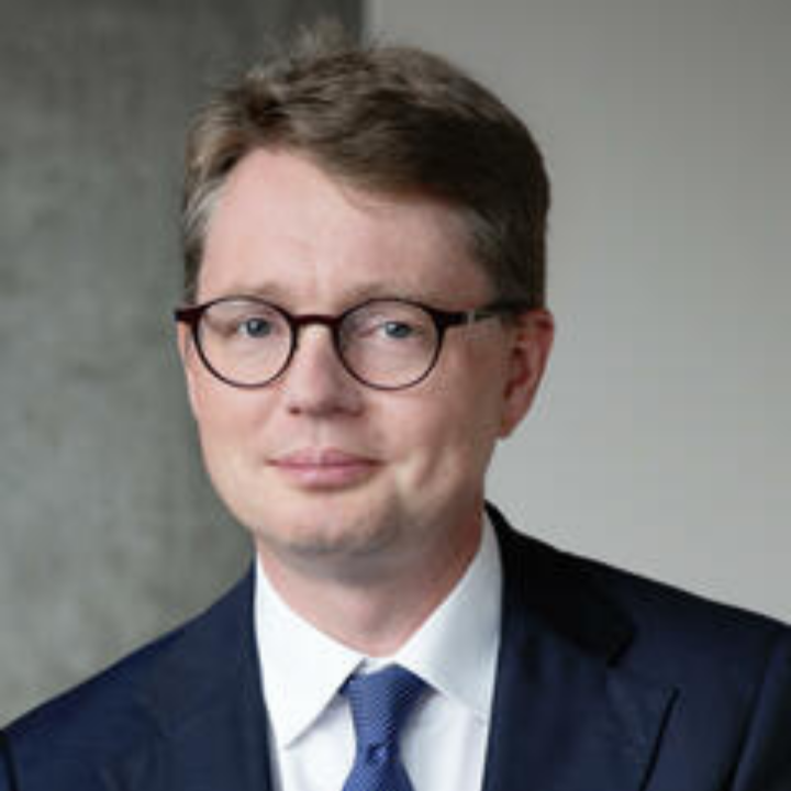 Dr. Florian Reuther